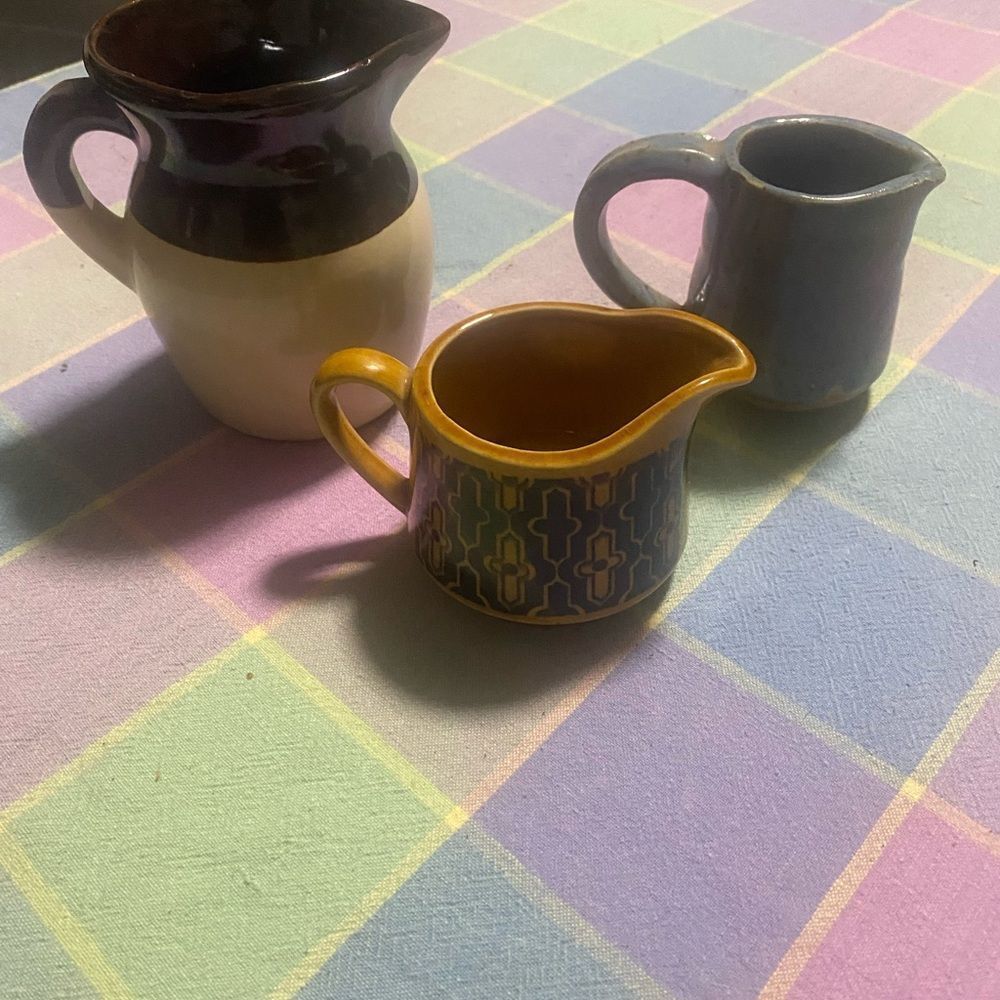 3 Vintage Pottery Pitchers. Very Nice Vintage Condition. No Cracks Or Chips.